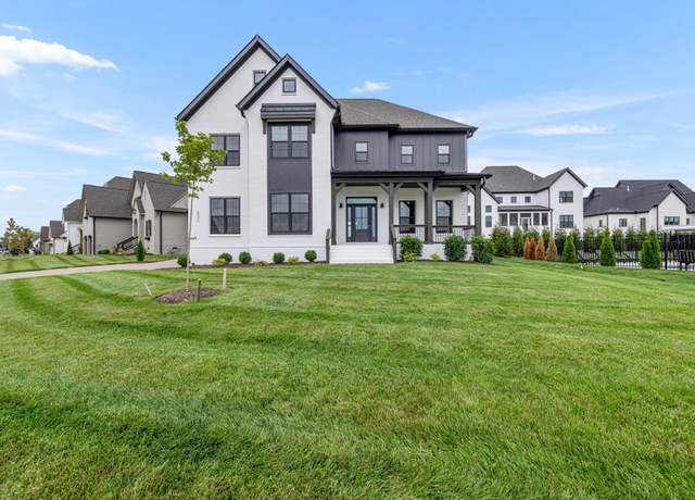 Property at 5937 Hunt Valley Dr, Spring Hill, TN 37174, 4 beds, 0.5 baths