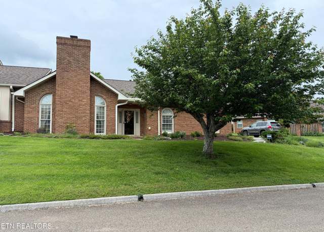 Property at 7604 Breckenridge Ln, Knoxville, TN 37938, 2 beds, 2 baths