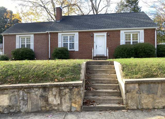 Property at 107 Lind St, Mcminnville, TN 37110, 3 beds, 2 baths