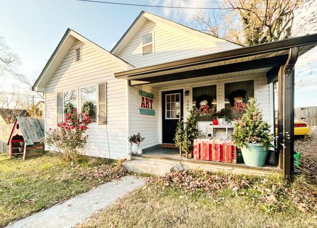 Property at 248 Morrison St, Gallatin, TN 37066, 3 beds, 2 baths