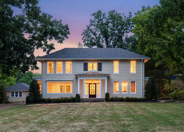 Property at 4430 Sheppard Pl, Nashville, TN 37205, 4 beds, 4.5 baths