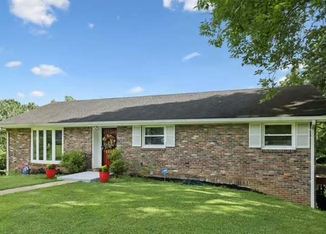 Property at 432 Hollydale Dr, Nashville, TN 37217, 5 beds, 3 baths