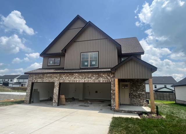 Property at 618 Woodrush Dr, Clarksville, TN 37040, 4 beds, 2.5 baths