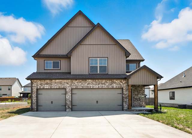 Property at 618 Woodrush Dr, Clarksville, TN 37040, 4 beds, 2.5 baths