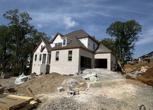 Property at 169 Willow Bend Dr, Hendersonville, TN 37075, 4 beds, 3.5 baths