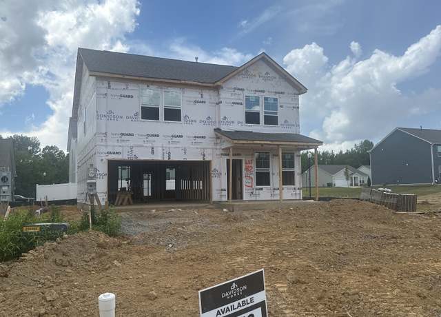 Property at 7134 Sutton Dr, White House, TN 37188, 3 beds, 2.5 baths