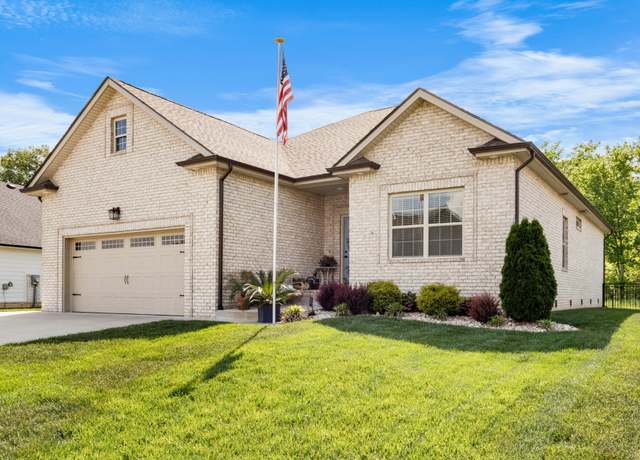 Property at 1558 Hereford Blvd, Clarksville, TN 37043, 3 beds, 2 baths