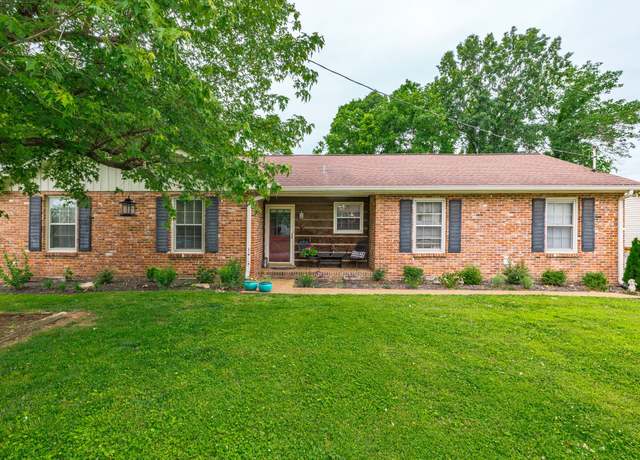 Property at 122 Camino Cir, Hendersonville, TN 37075, 3 beds, 2 baths