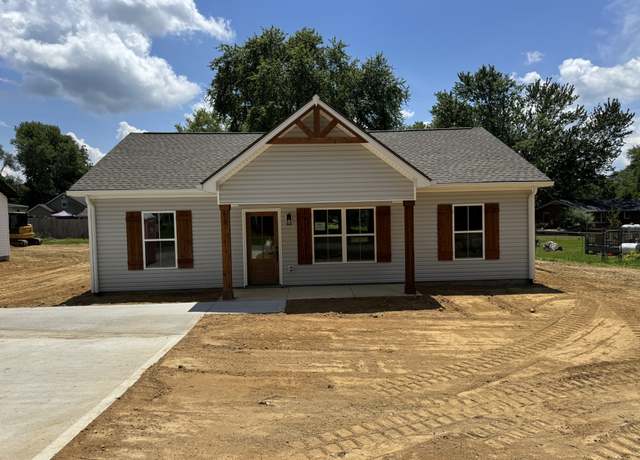 Property at 619 Wilson St, Greenbrier, TN 37073, 3 beds, 2 baths
