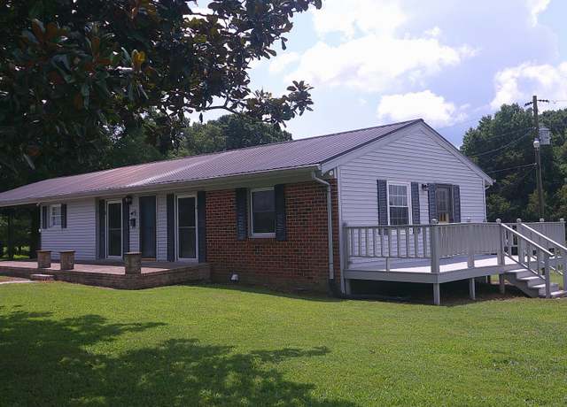 Property at 1608 Price Hollow Rd, Lynchburg, TN 37352, 2 beds, 1.5 baths