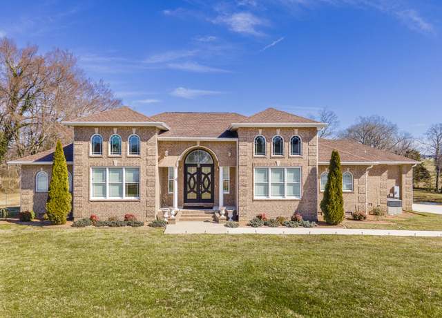 Property at 1240 Riddle Rd, Manchester, TN 37355, 3 beds, 3 baths