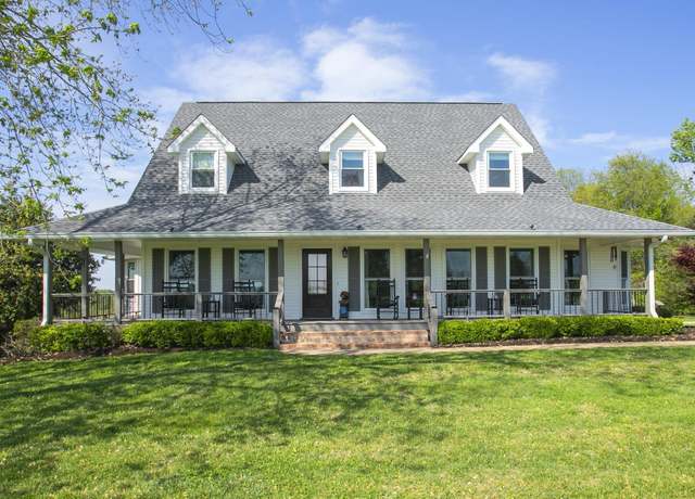 Property at 1043 Shelton Rd, Charlotte, TN 37036, 4 beds, 3.5 baths