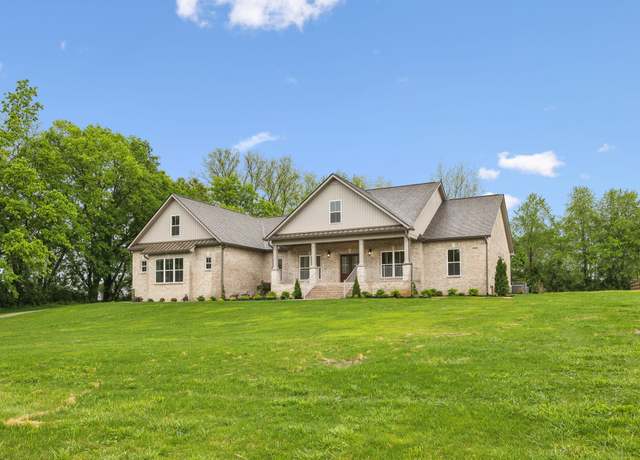 Property at 8020 Traditions Ln, Columbia, TN 38401, 4 beds, 4 baths