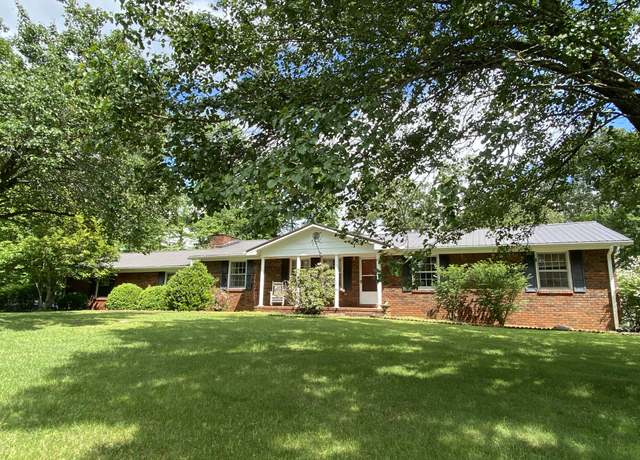 Property at 2717 Viola Rd, Mcminnville, TN 37110, 3 beds, 2 baths