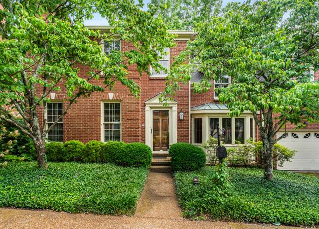 Property at 624 Estes Rd, Nashville, TN 37215, 2 beds, 2.5 baths