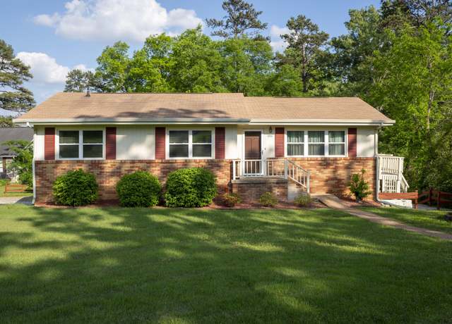 Property at 3701 Mary Anna Dr, Chattanooga, TN 37412, 3 beds, 2.5 baths