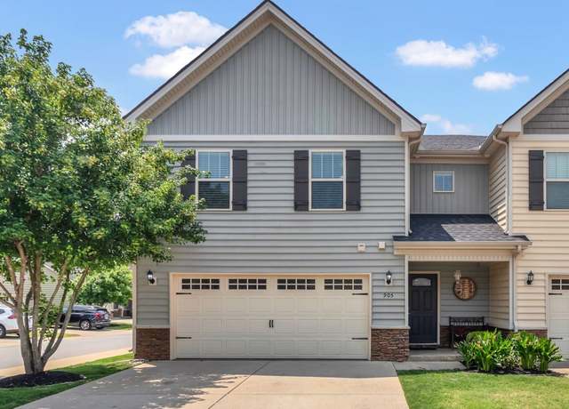 Property at 905 Azeri Ave, Murfreesboro, TN 37128, 3 beds, 2.5 baths