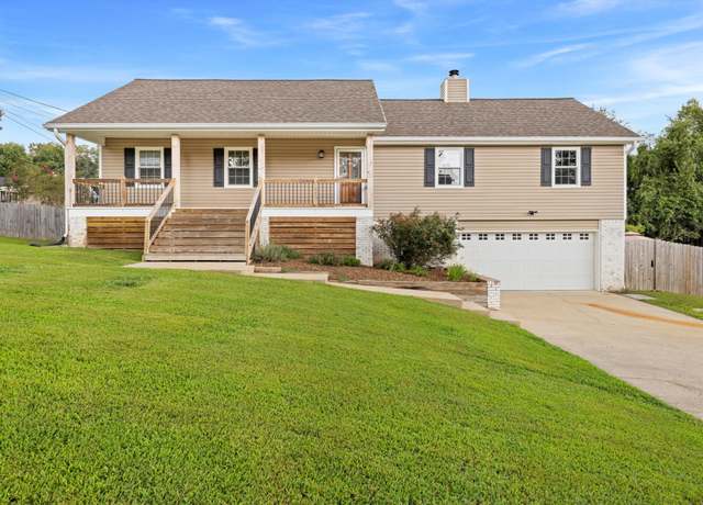 Property at 1231 Woodsage Dr, Soddy Daisy, TN 37379, 3 beds, 2 baths