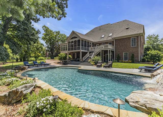 Property at 8218 Holly Rd, Brentwood, TN 37027, 5 beds, 4.5 baths