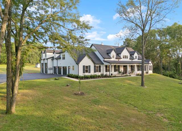 Property at 6110 Corinth Rd, Mount Juliet, TN 37122, 4 beds, 5 baths