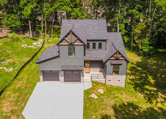 Property at 1102 S Graycroft Ave, Madison, TN 37115, 5 beds, 3 baths