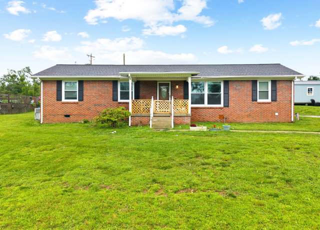 Property at 990 Old Highway 99, Columbia, TN 38401, 3 beds, 1 bath