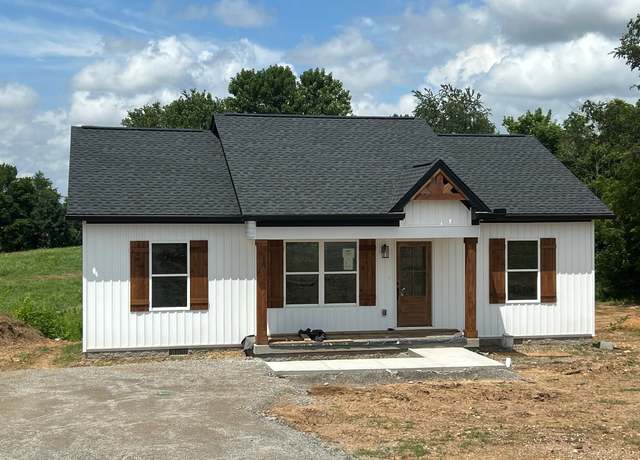 Property at 1015 Landing Ln, Adams, TN 37010, 3 beds, 2 baths
