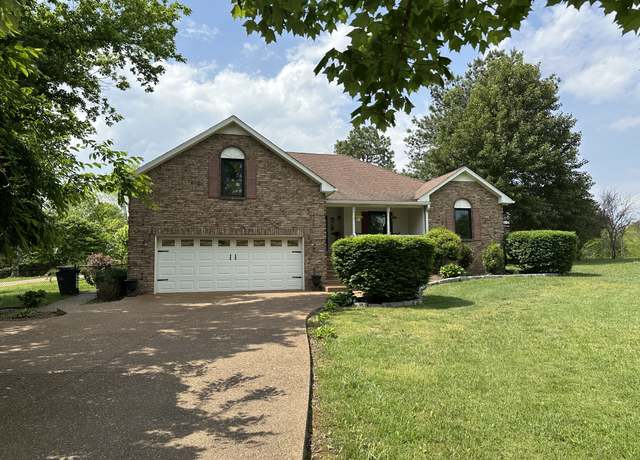 Property at 408 E Biggs Rd, Portland, TN 37148, 3 beds, 2 baths