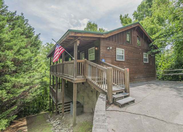 Property at 1615 Paradise Ridge Dr, Sevierville, TN 37862, 2 beds, 2 baths