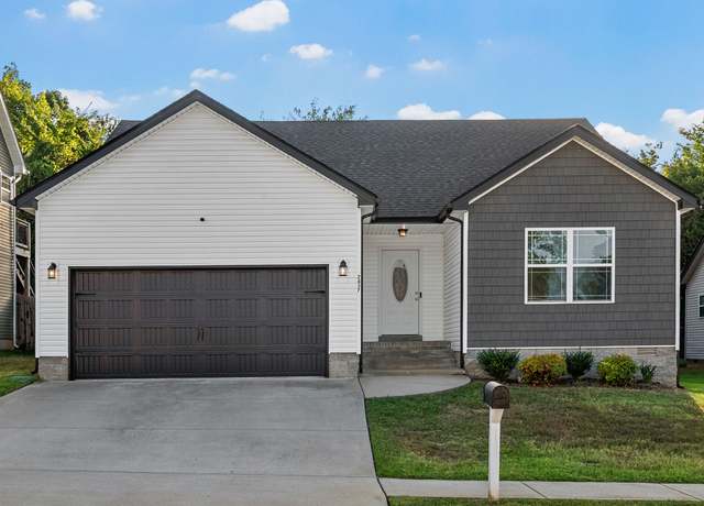 Property at 2837 Russet Ridge Dr, Clarksville, TN 37040, 3 beds, 2 baths