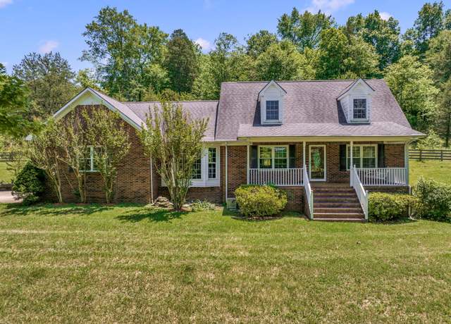 Property at 3413 Foster Chapel Rd, Columbia, TN 38401, 3 beds, 3 baths