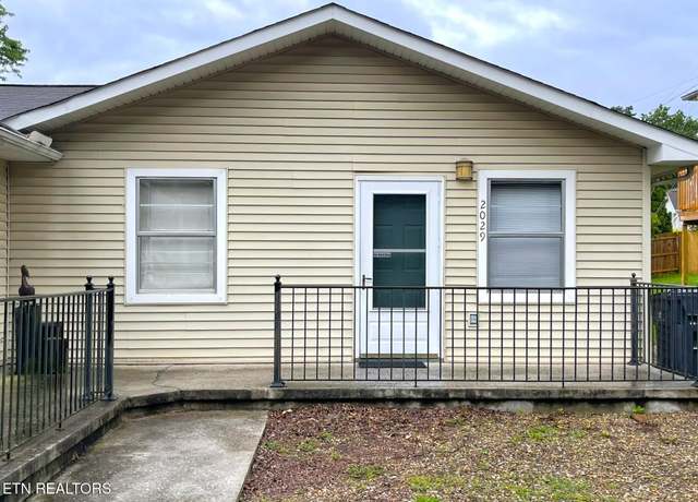 Property at 2029 Countryhill Ln, Knoxville, TN 37923, 2 beds, 1 bath