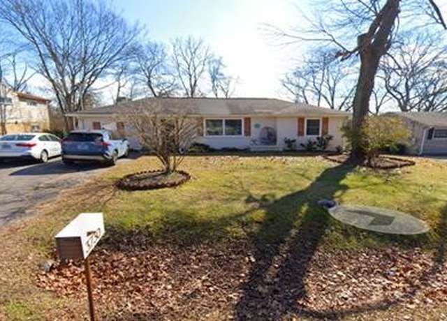 Property at 3730 Premium Dr, Chattanooga, TN 37415, 3 beds, 2 baths