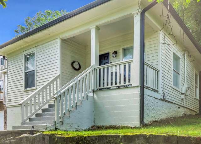 Property at 418 Thompson St, Chattanooga, TN 37405, 2 beds, 1 bath