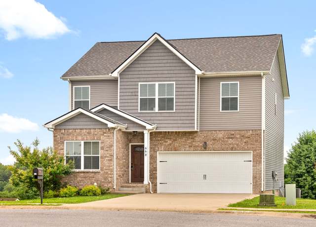 Property at 668 Crestone Ct, Clarksville, TN 37042, 3 beds, 2.5 baths