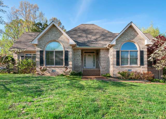 Property at 166 Hickory Hollow Dr, Dickson, TN 37055, 3 beds, 2 baths