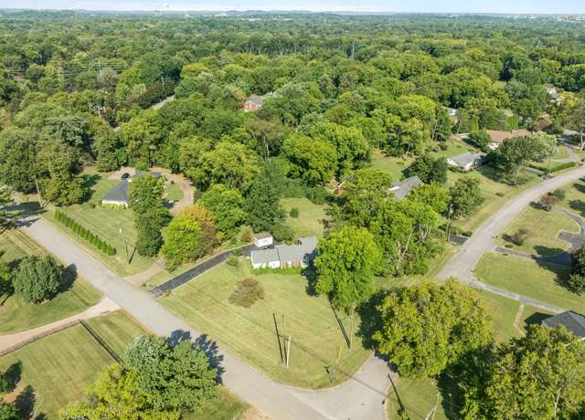 Property at 736 Omandale Dr, Nashville, TN 37204, 3 beds, 1 bath