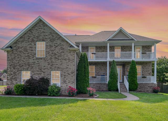 Property at 300 Remington Ave, Gallatin, TN 37066, 4 beds, 3.5 baths