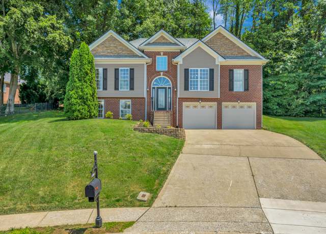Property at 1986 Stone Valley Ct, Clarksville, TN 37043, 4 beds, 3 baths