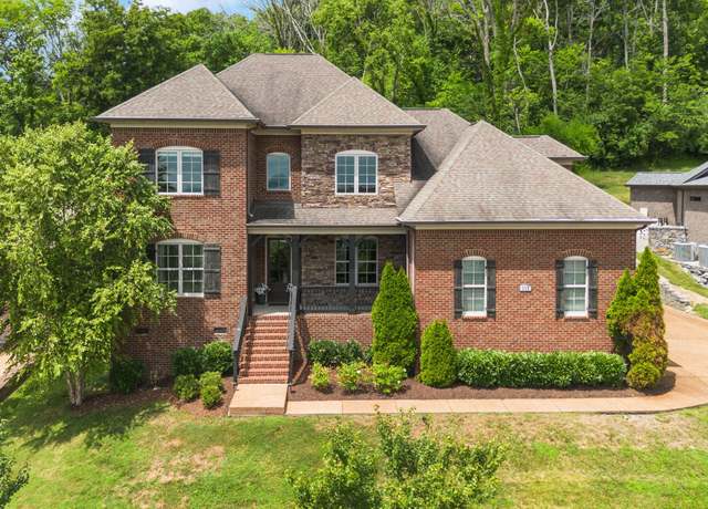 Property at 317 Holcombe Ln, Franklin, TN 37064, 5 beds, 4 baths
