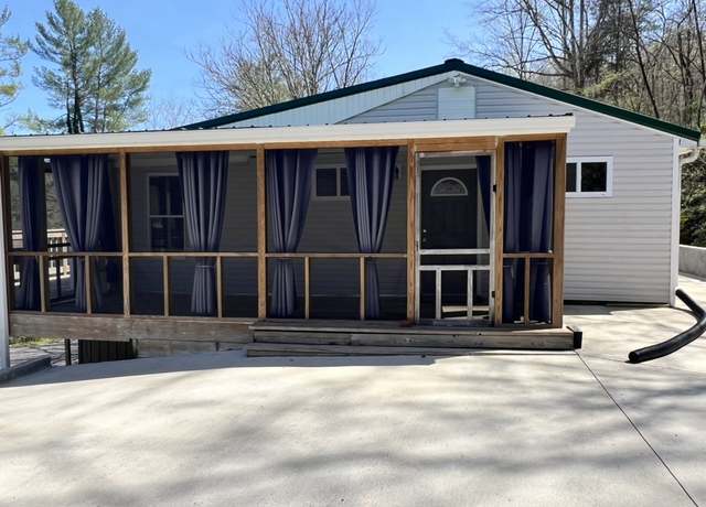 Property at 3915 Holmes Creek Rd, Smithville, TN 37166, 3 beds, 2 baths