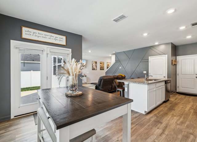 Property at 147 Olivia Cir, Chapel Hill, TN 37034, 4 beds, 2.5 baths