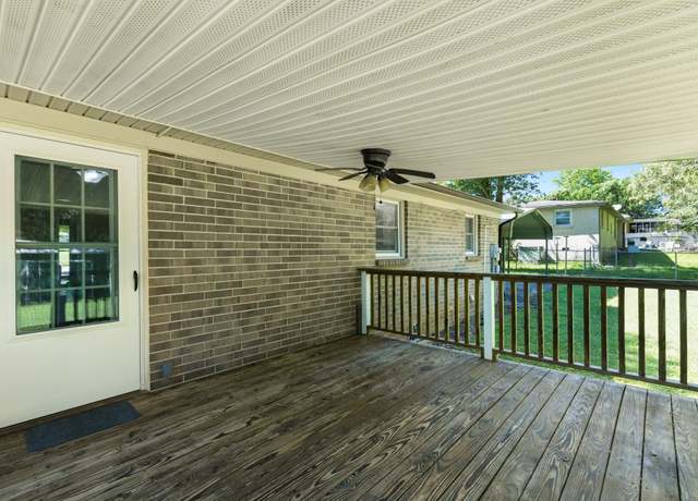 Property at 254 Willow Run, Mcminnville, TN 37110, 3 beds, 1 bath