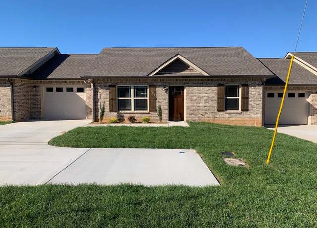 Property at 1523 Green Ln, Shelbyville, TN 37160, 2 beds, 2 baths