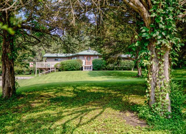 Property at 1216 Sams Creek Rd, Ashland City, TN 37015, 2 beds, 2 baths
