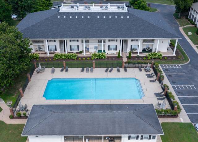 Property at 1280 Middle Tennessee Blvd Unit D6, Murfreesboro, TN 37130, 3 beds, 2 baths