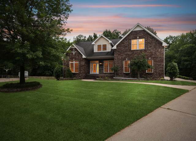 Property at 3346 Sheffield Way, Clarksville, TN 37043, 5 beds, 3 baths
