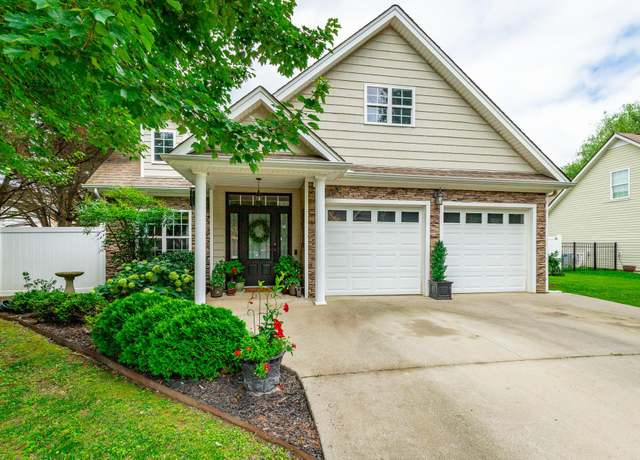 Property at 2311 Waterhaven Dr, Chattanooga, TN 37406, 3 beds, 2 baths