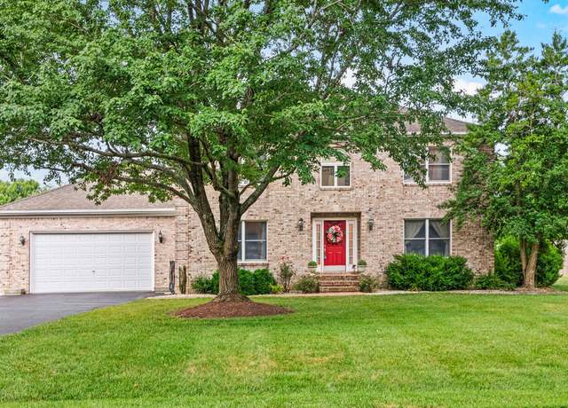 Property at 221 Fairfax Ave, Hopkinsville, KY 42240, 4 beds, 2.5 baths