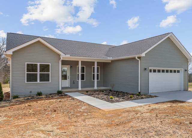 Property at 320 Johnson Chapel Rd, Sparta, TN 38583, 3 beds, 2 baths
